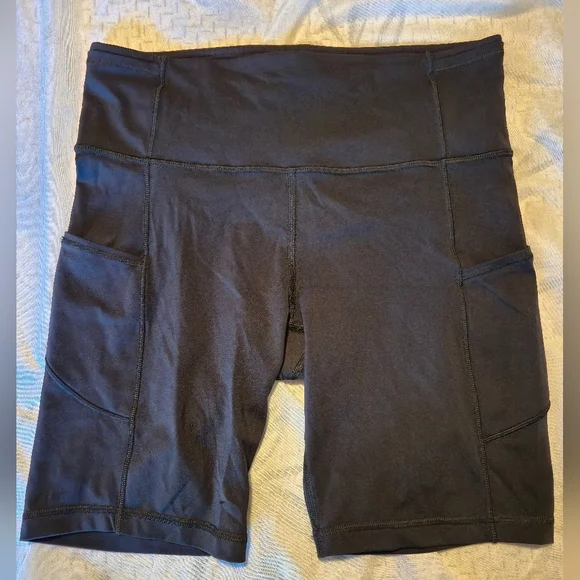 lululemon athletica Black Shorts - Picture 1 of 10